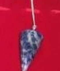 Pendul din sodalit pe lantisor argintiu Pendul din sodalit pe lantisor argintiu