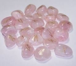 Set de rune din cuart roz si cartea Runele cadou